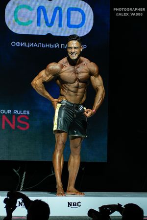 MAN'S PHYSIQUE +179